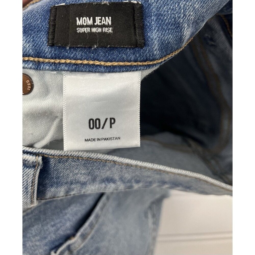 EXPRESS Women's Light Wash Distressed Raw Hem Mom Jean Super High Rise 00 - Picture 5 of 7